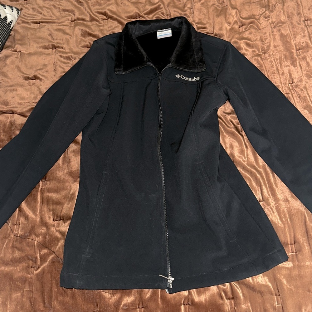 Soft shell Columbia  jacket brand new worn 1 time